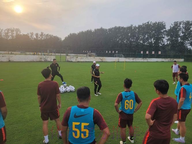 “双节”训练不放松 中国足协青训中心精英训练营如火如荼